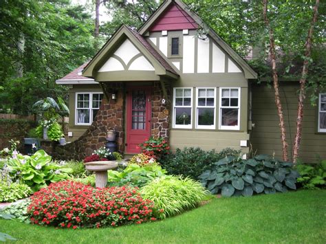 Gorgeous Landscapes Landscaping Ideas And Hardscape Design Hgtv