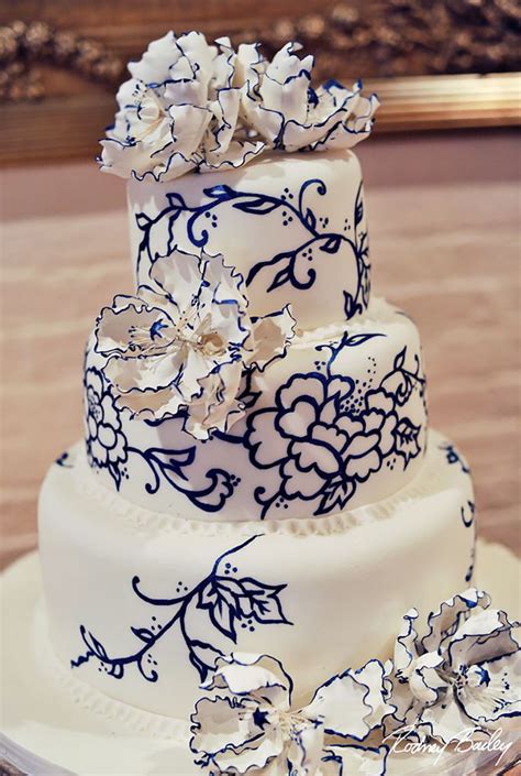 Navy Wedding Cake Decorations Wedding Ideas By Colour Chwv