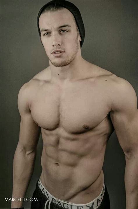 Pin By Kelly Barger Maney On Handsome Fitness Models Physique Fitness