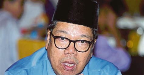 Ex Fam Vice President Raja Ahmad Zainuddin Dies New Straits Times