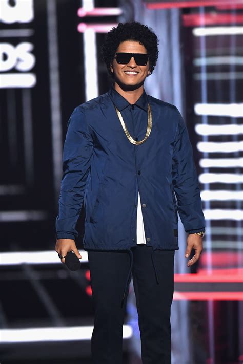 Bruno mars — finesse 03:09. Bruno Mars to help provide 24K Thanksgiving meals to the ...