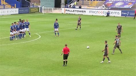 Charlton athletic v lincoln city. Macclesfield v Lincoln - YouTube