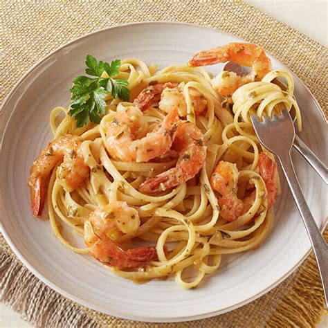Jangan lupa beri sedikit minyak agar tidak lengket. Cara Membuat Spaghetti Carbonara Seafood Mudah