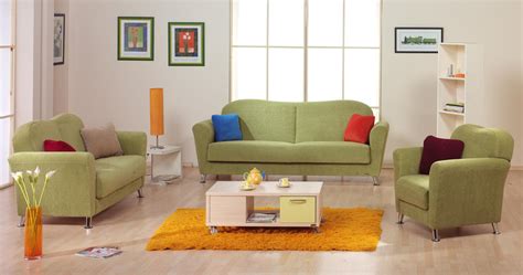 Warna hijau muda, hijau pupus dan hijau daun semisal ukurang ruangan, warna keramik ataupun dekorasi perlengkapan dan aksesoris yang. Dekorasi Ruang Tamu Moden Tema Hijau (Green Living Room ...