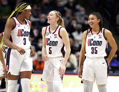 UConn S Paige Bueckers Azzie Fudd And Aaliyah Edwards On Naismith S