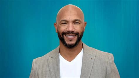 Stephen Bishop Net Worth In 2023 How Rich Is He Now News