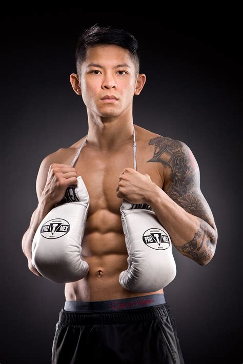 whatch a mma fight gym photography mma fighters sport portraits