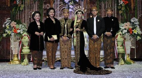 Pernikahan sarah & evran tempat : inspirasi pernikahan adat jawa