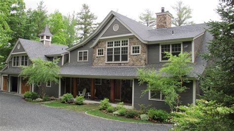 Lakes Region Snapshot: High-End Vacation Homes Impact Year-Round