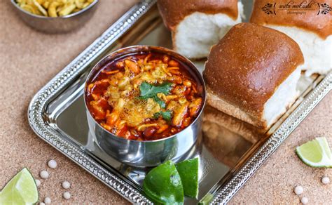 Its a nice combination of curry with farsan served with. Misal Pav Recipe | Crave Cook Click