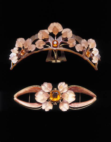 Vanda · Objects Of Beauty Art Nouveau Glass And Jewellery