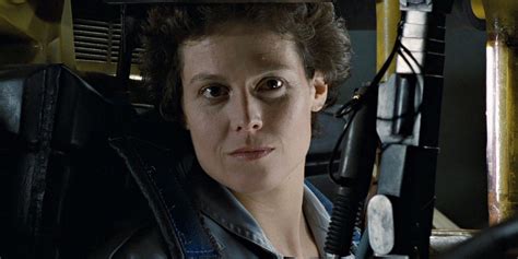 Sigourney Weaver Talks Possibility Of Neill Blomkamps Alien Sequel