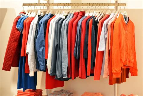 Conseils pour réussir dans la vente de vêtements en ligne