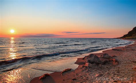 Hintergrundbilder Sonnenlicht Sonnenuntergang Meer Bucht See