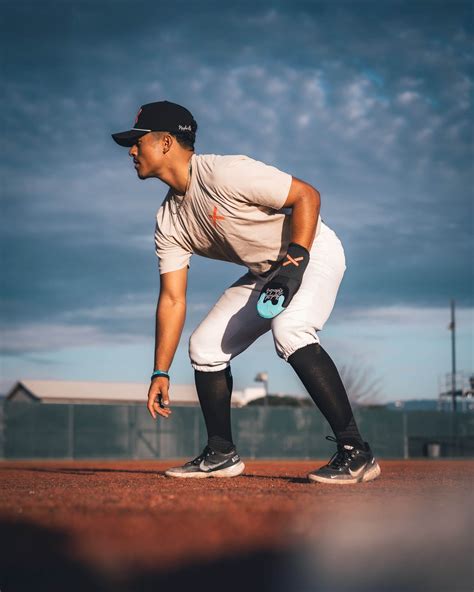 Pushin P Sliding Mitt Absolutely Ridiculous Innovation For Athletes