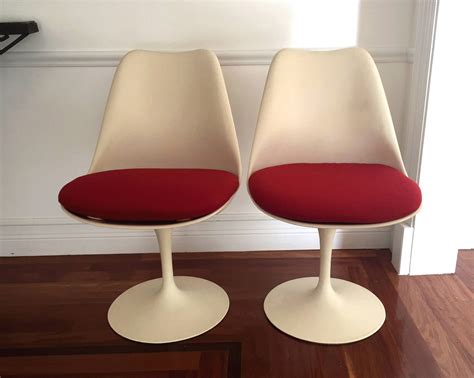 Pair Of Vintage Tulip Chair By Eero Saarinen At 1stdibs Vintage Tulip