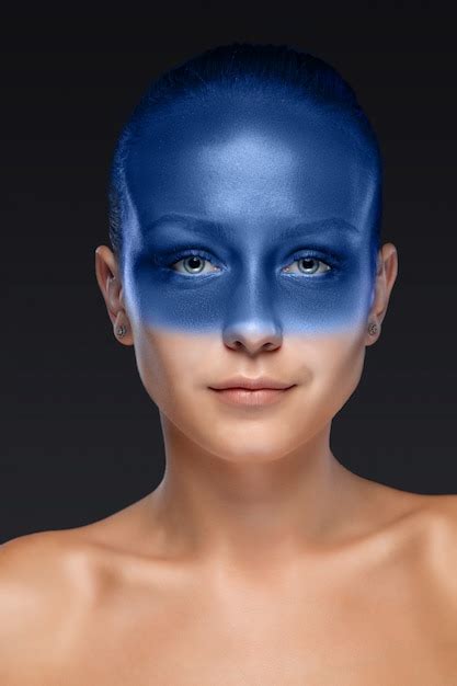 Free Photo Portrait Of A Woman Posing Covered With Blue Paint