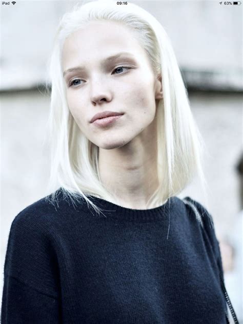 Sasha Luss Model Russia Modelo Albino Foto Face Pretty People