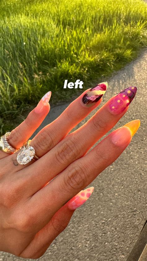 Hailey Biebers Psychedelic Nails Are The Perfect Summer Manicure