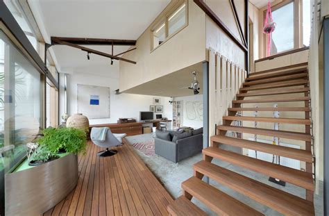 Melbourne architects upcycle 1960s Warehouse into stunning energy