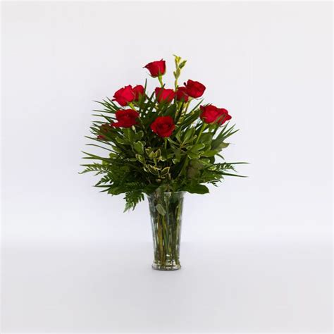 Classic Dozen Roses Roper And Sons
