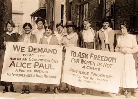 For Anti Trump Protesters Lessons From The First White House Protests—for Womens Suffrage—100