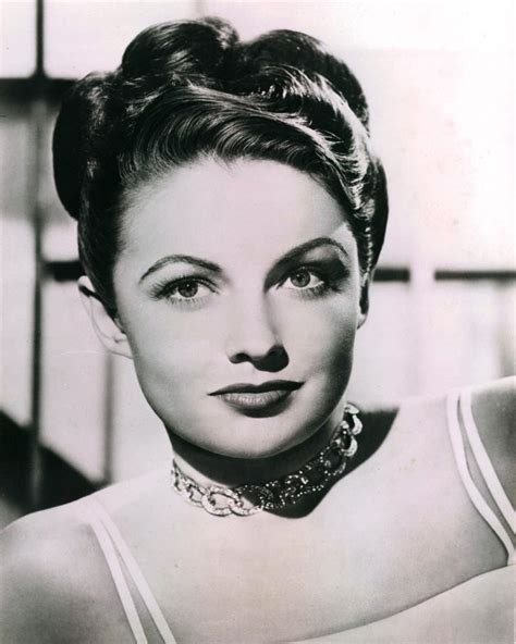 Picture Of Joan Leslie Joan Leslie 1940s Hairstyles Golden Age Of