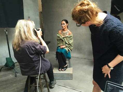 Since 1964, the biggest names in the industry have seen their own interpretation of the cal printed on glossy paper. Annie Leibovitz: the Pirelli calendar out of the ruts ...
