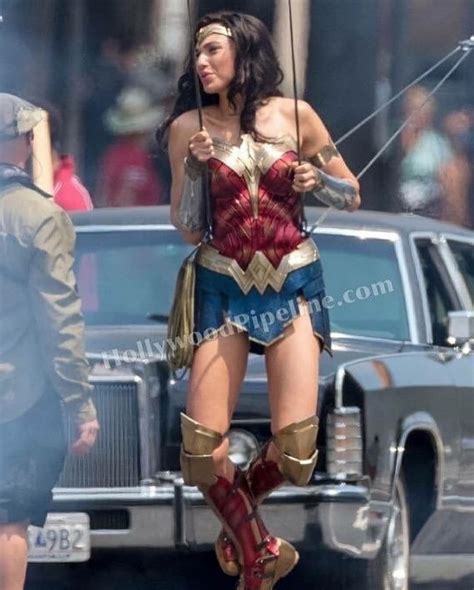 She Looks So Uncomfortable In That Harness 😅😅 Wonder Woman Movie