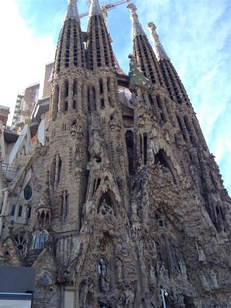 Es podrà accedir a la basílica els caps de setmana (dissabtes i diumenges) i. Spain - Sagrada Familia, Barcelona ~ A Kid at Heart