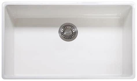 Franke Fhk710 33wh Farm House Fireclay Apron Front Sink White