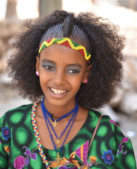Girl In Mekele Ethiopia Natural Wedding Makeup Hair Styles Wedding