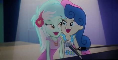 Lyra And Bon Bon In Raibow Rocks That Wonderful Moment When Your Ship Become Cannon My