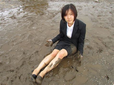 Japanese Wetandmessy With Suit Or Outfit For Office Final Day Of The