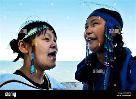 Inuit Women Singing Inuit Songs Pond Inlet Village Baffin Island