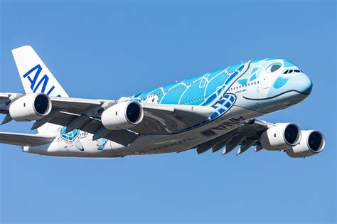 La380 Ana En Visite Sur Les Sites Airbus De Saint Nazaire Et Nantes