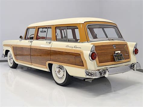 1955 Ford Country Squire Station Wagon Is Old Suburban America At Its Finest Autoevolution