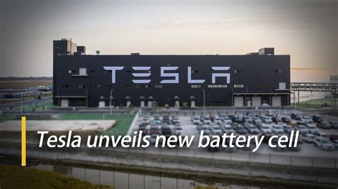 Tesla Unveils Its New 4680 Battery Cell Youtube