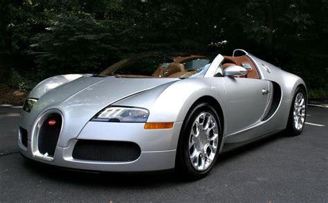 Video Bugatti Veyron Grand Sport Joins Jay Lenos Garage