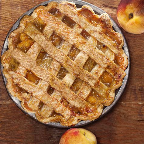 Homemade Peach Pie · Simple Artistic Cooking