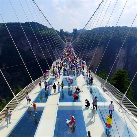 Chinas Terrifying Glass Bridge Closed Almost As Soon As It Opened