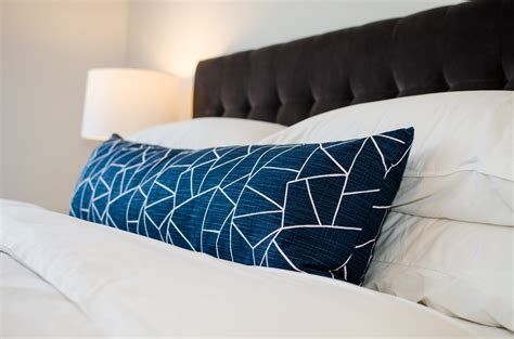 geo mod extra long custom bed cushion