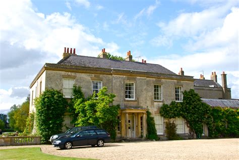 Fileadwell House Oxfordshire 5846152591 Wikimedia Commons