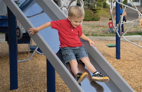 Free Standing Stainless Steel Childrens Playground Slide