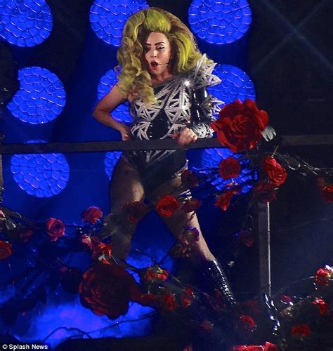 Lady Gaga Plays Final Ever Gig At New Yorks Roseland Ballroom Daily