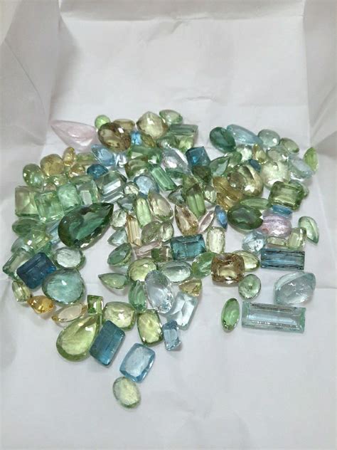 Green Aquamarine Gemstone Rs 800 Carat Moon Light Gems Id 22405853030