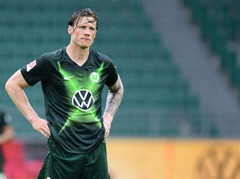 Wout weghorst is klaar voor het nieuwe seizoen. Weghorst spricht über Abschied aus Wolfsburg - lockt ...