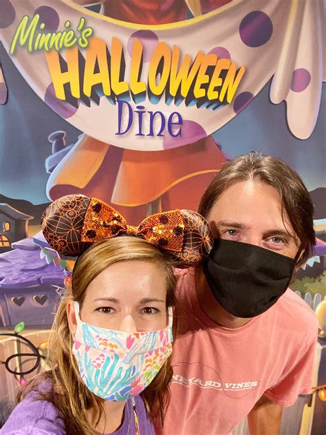 Minnies Halloween Dine At Hollywood And Vine In Disneys Hollywood