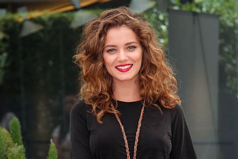 Learn how rich is she in this year and how she spends. Giusy Buscemi: chi è, età, altezza, figli, marito, Un ...