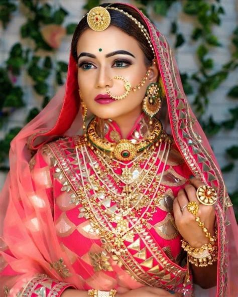Best Rajasthani Poshak To Wear Digital Manohar Rajasthani Bride Indian Wedding Bride